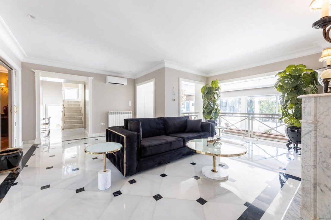 Villa in Sagunt / Sagunto, Valencian Community, Spain 2 - 15877264