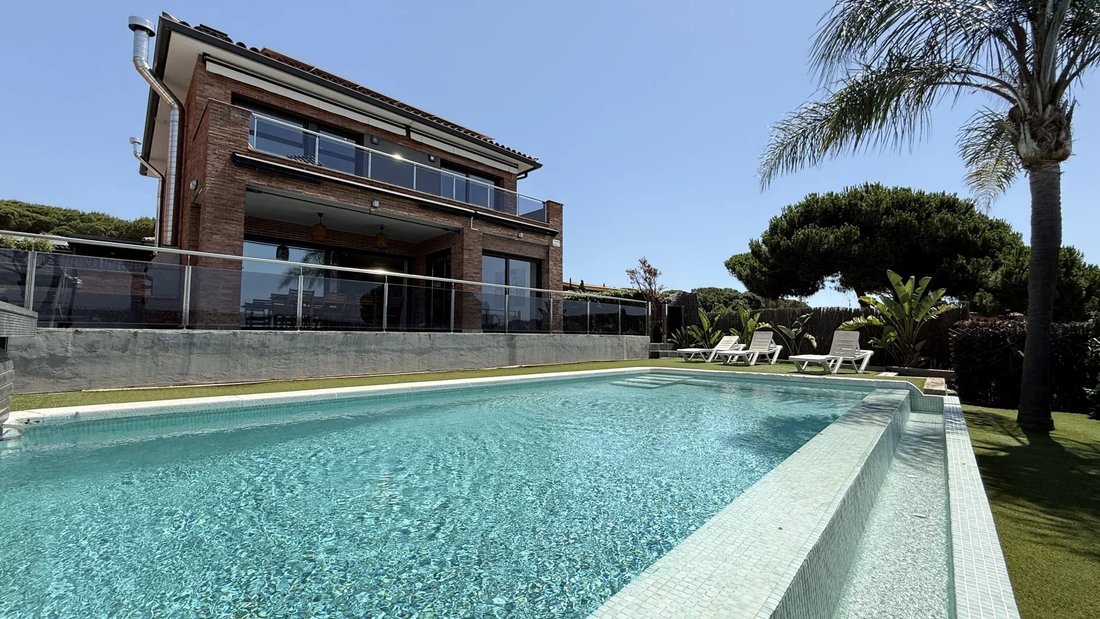 House in Arenys de Mar, Catalonia, Spain 1 - 15875274