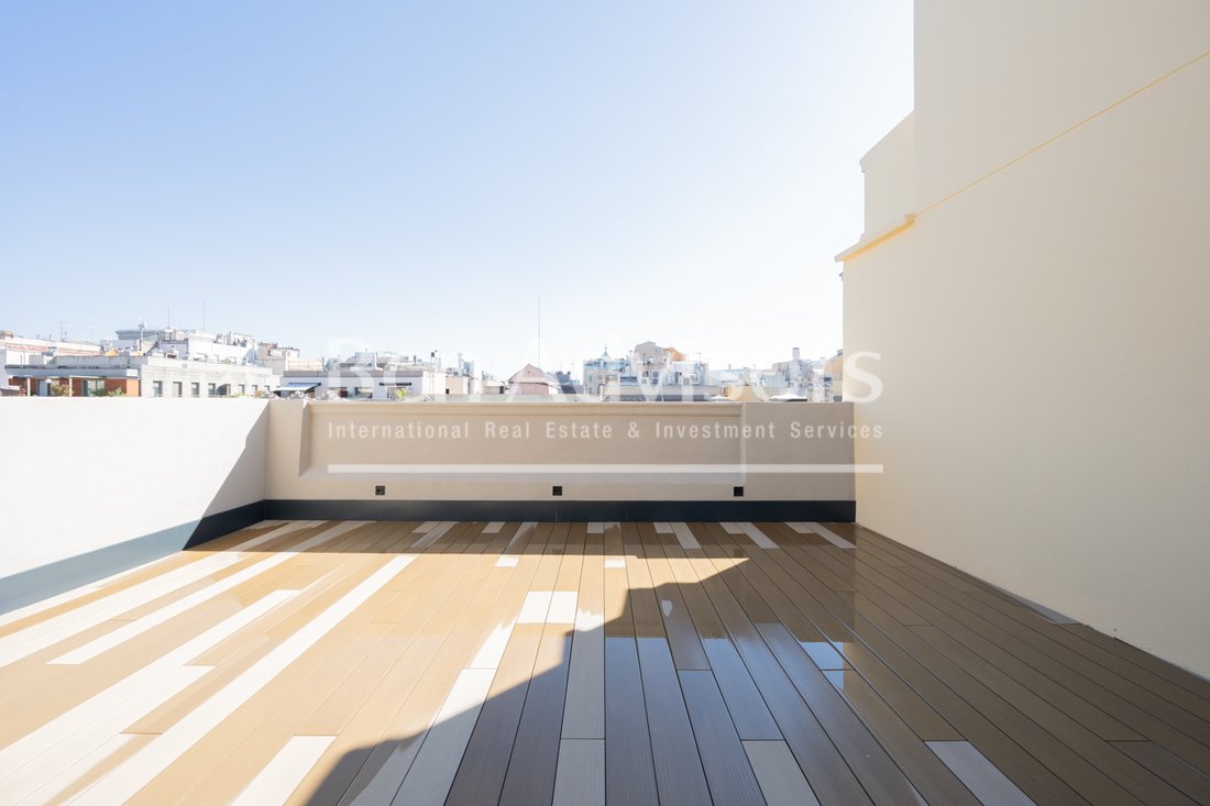 Apartment in Eixample, Barcelona, Spain 4 - 15876841
