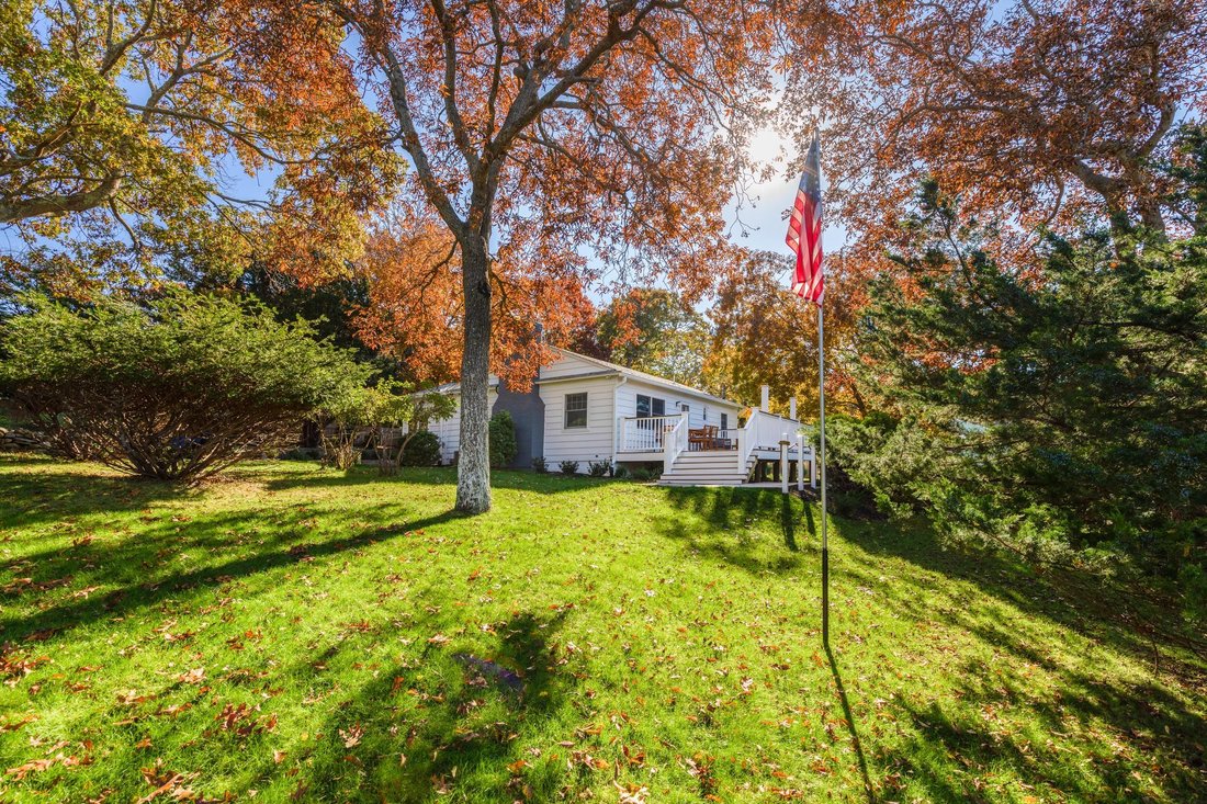 East Hampton, New York, United States 3 - 15879464