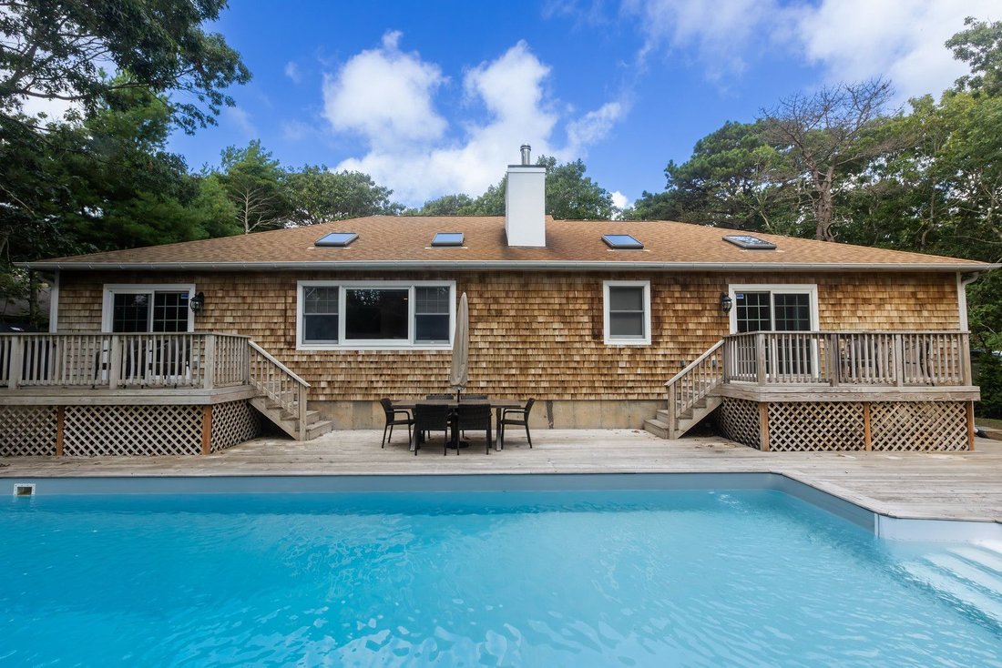 East Hampton, New York, United States 1 - 15878890
