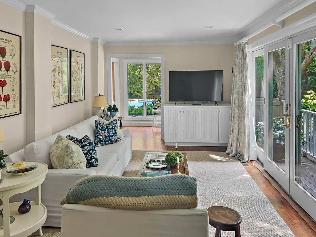 East Hampton, New York, United States 4 - 15878994