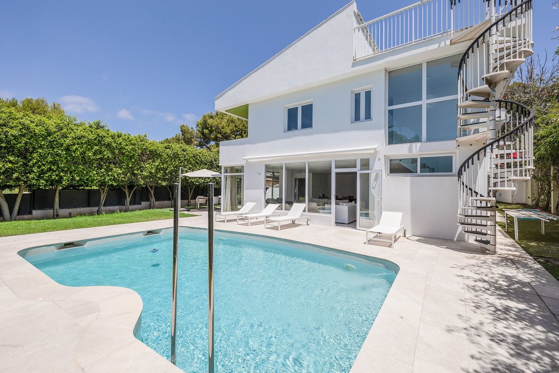 Villa in Portals Nous, Calvia, Balearic Islands 1 - 15876908