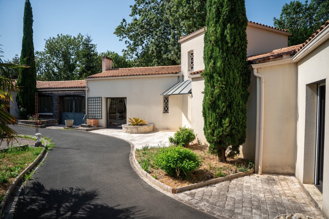 House in Bourg, Lagord, France 3 - 13761413