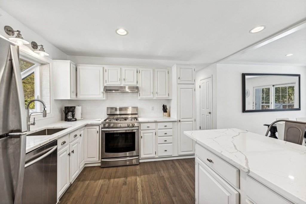 East Hampton, New York, United States 5 - 15879437