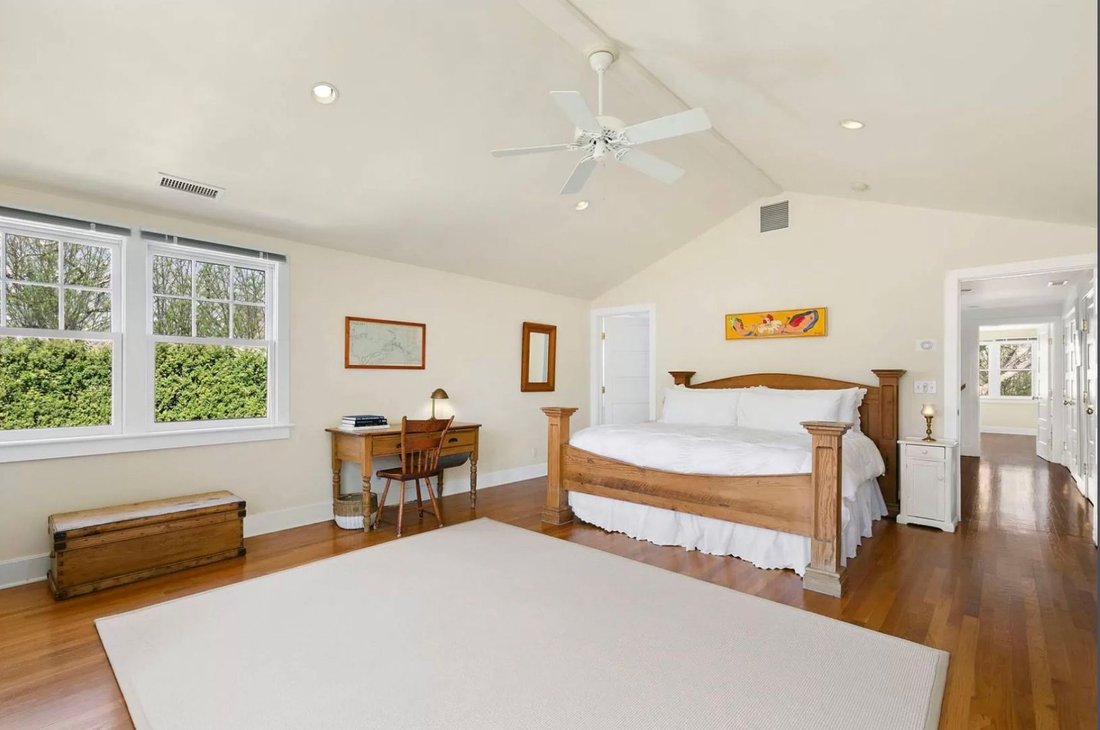 East Hampton, New York, United States 5 - 15879024