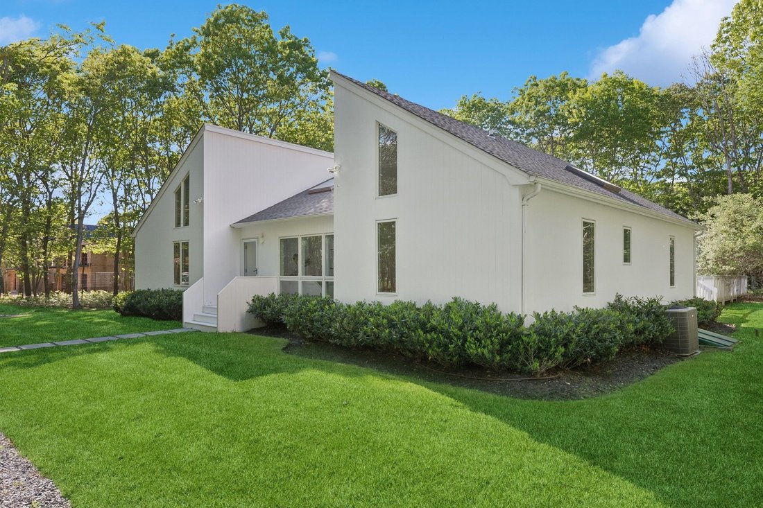 Sag Harbor, New York, United States 2 - 15879158