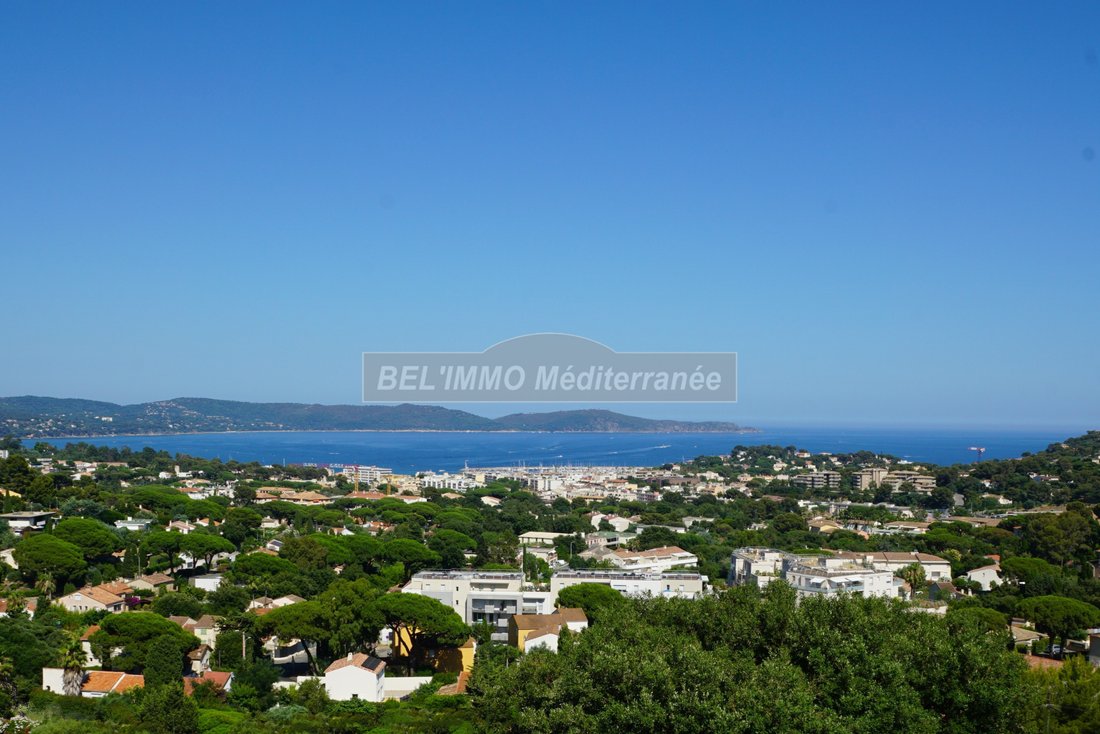 Villa in Sud, Cavalaire-sur-Mer, France 1 - 15877018