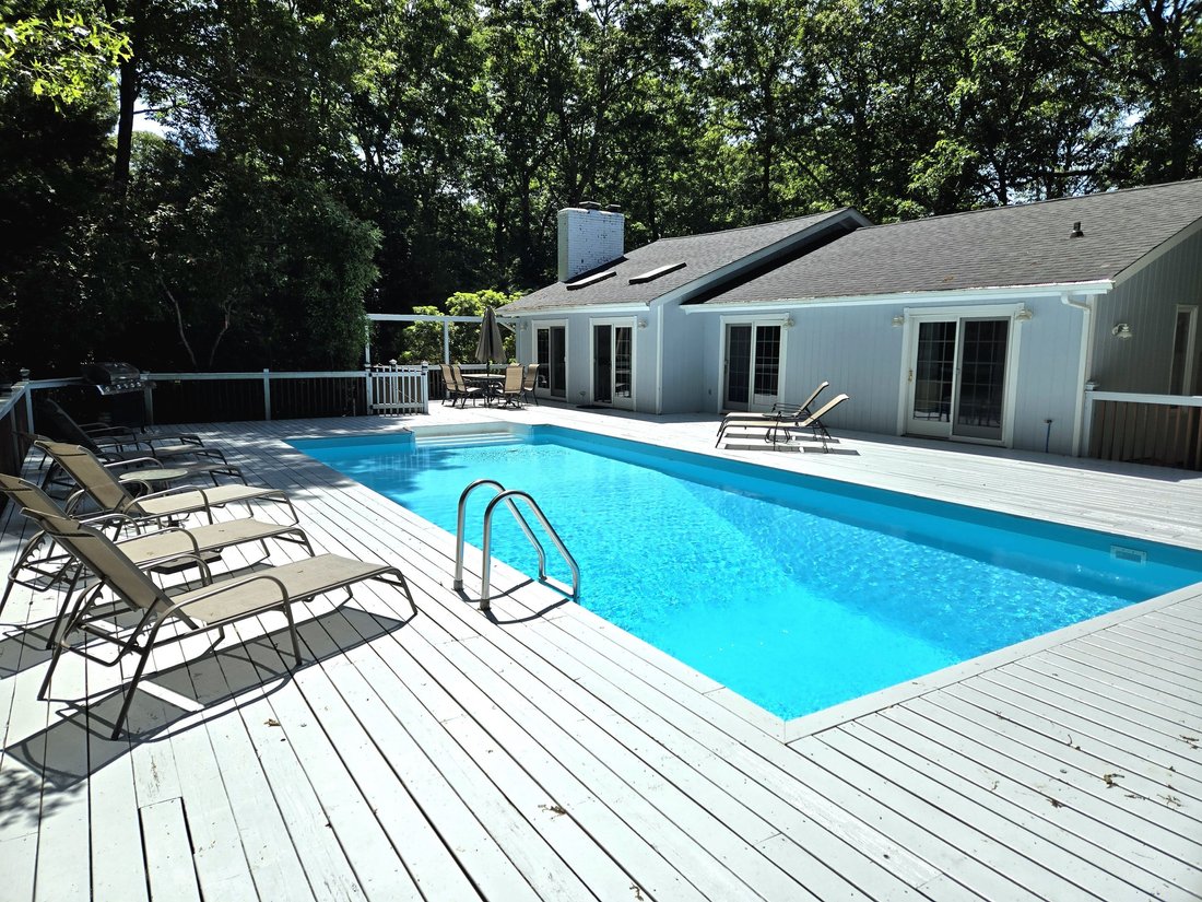 East Hampton, New York, United States 2 - 15879437