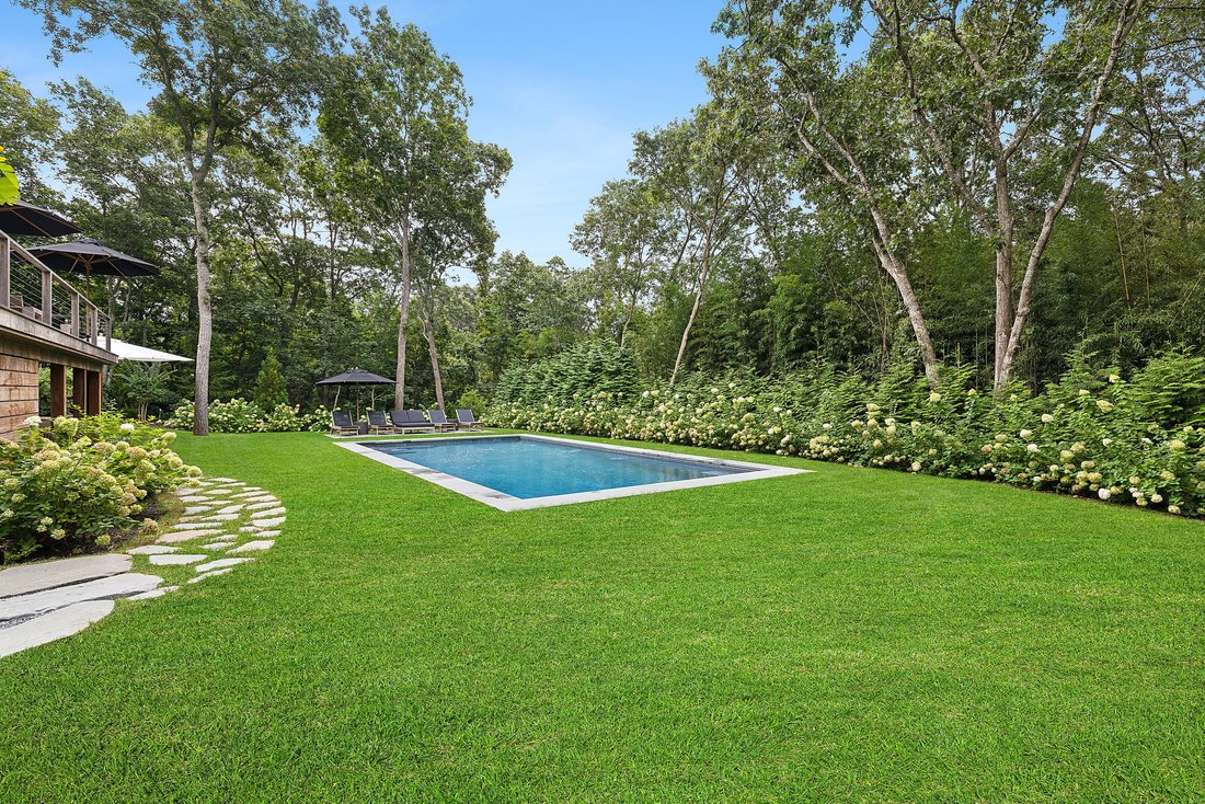 East Hampton, New York, United States 1 - 15878367