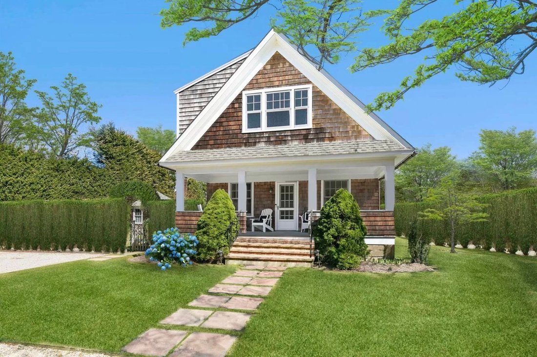 East Hampton, New York, United States 1 - 15879024