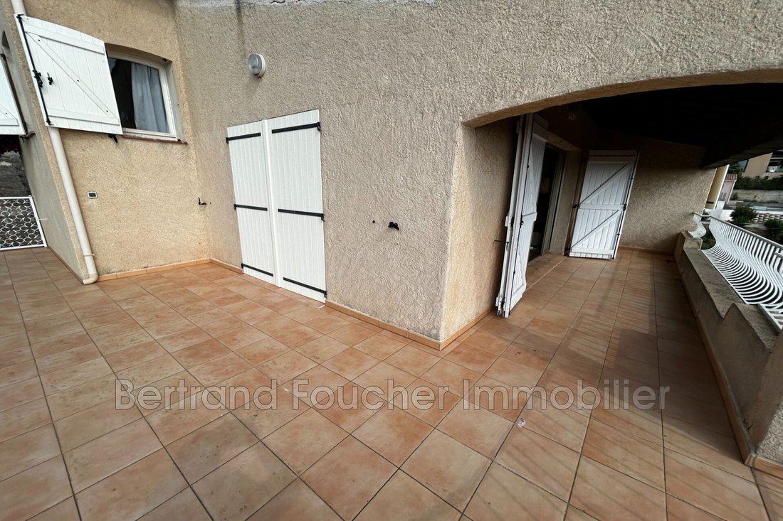 Villa in Cavalaire-sur-Mer, Provence-Alpes-Côte d'Azur, France 3 - 15866493