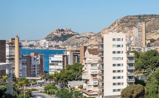 Penthouse in Alicante, Valencian Community, Spain 1