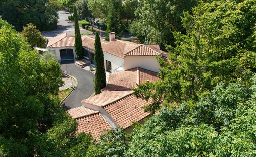 House in Bourg, Lagord, France 1