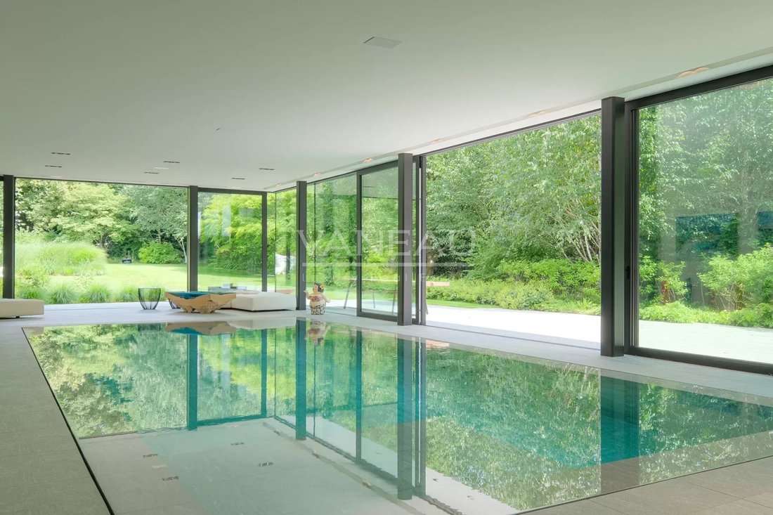 Estate in Uccle, Brussels, Belgium 1 - 15752839