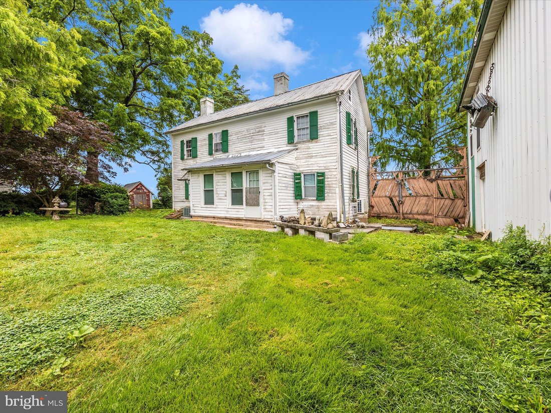 House in Rocky Ridge, Maryland, United States 2 - 15876125