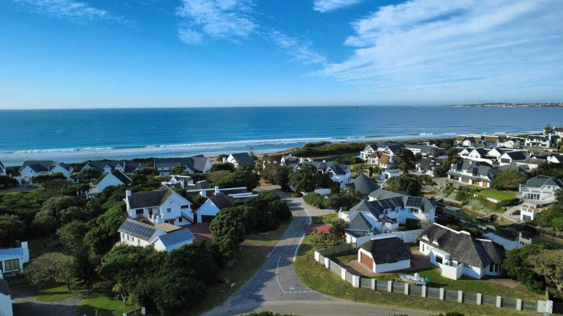House in Saint Francis Bay, Eastern Cape, South Africa 2 - 14070185