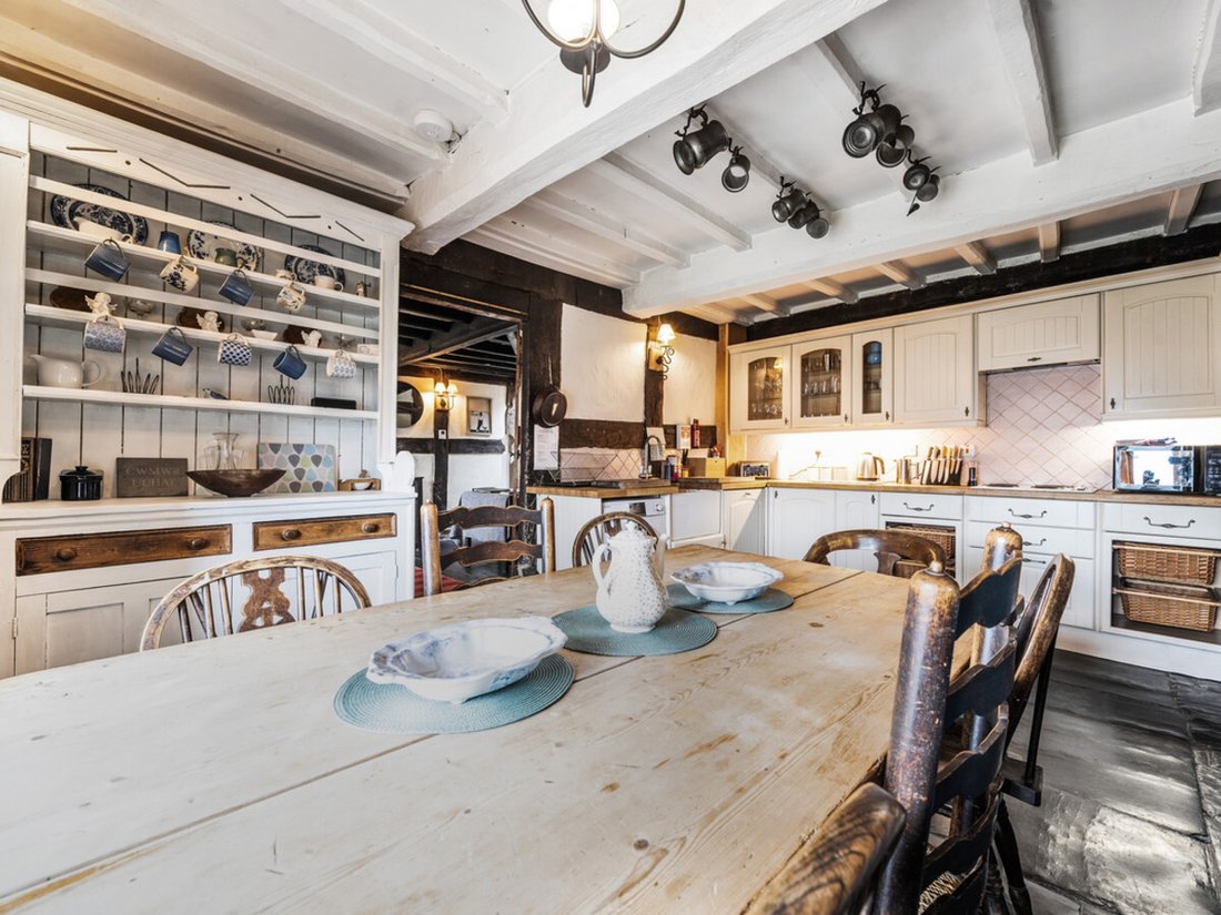House in Hirnant, Pen-y-Bont-Fawr, Wales 3 - 15877312