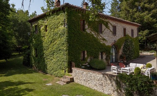 Villa in Gaiole in Chianti, Tuscany, Italy 1