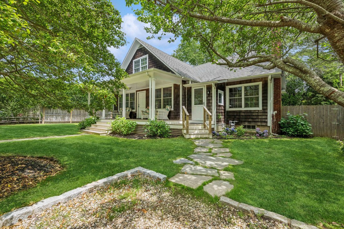 East Hampton, New York, United States 1 - 15879469