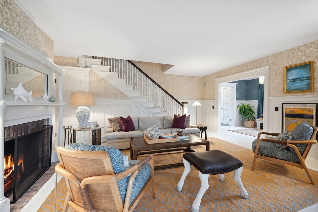 East Hampton, New York, United States 5 - 15879217
