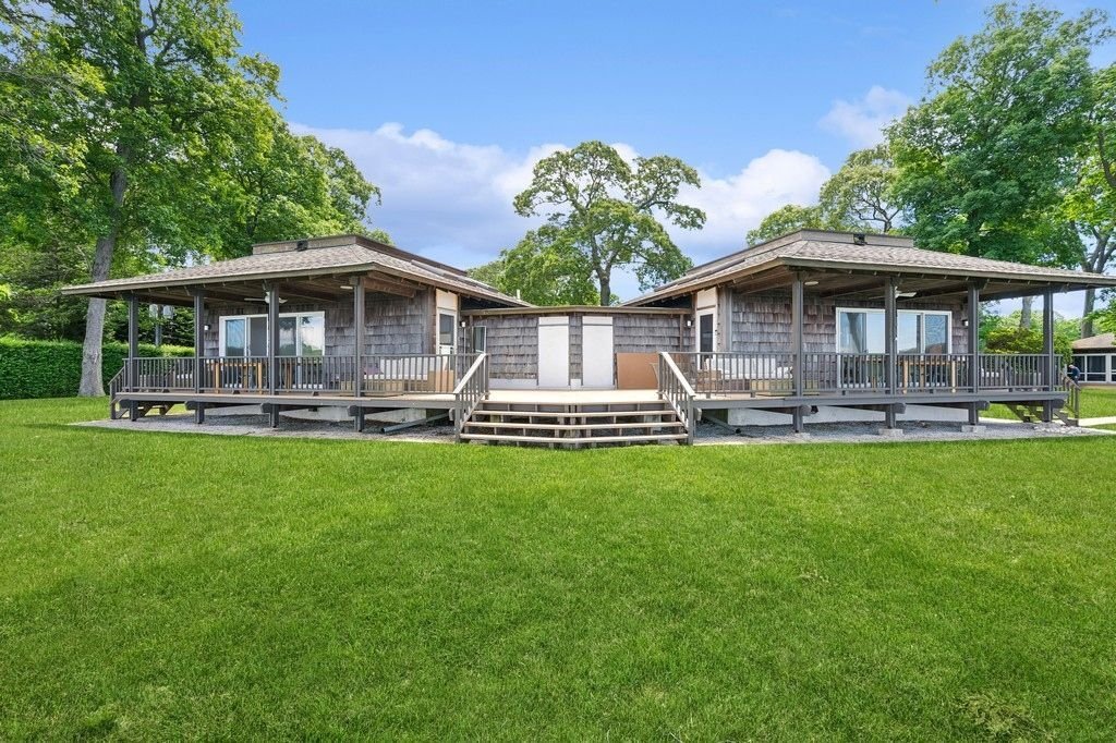 Shelter Island Heights, New York, United States 1 - 15878402