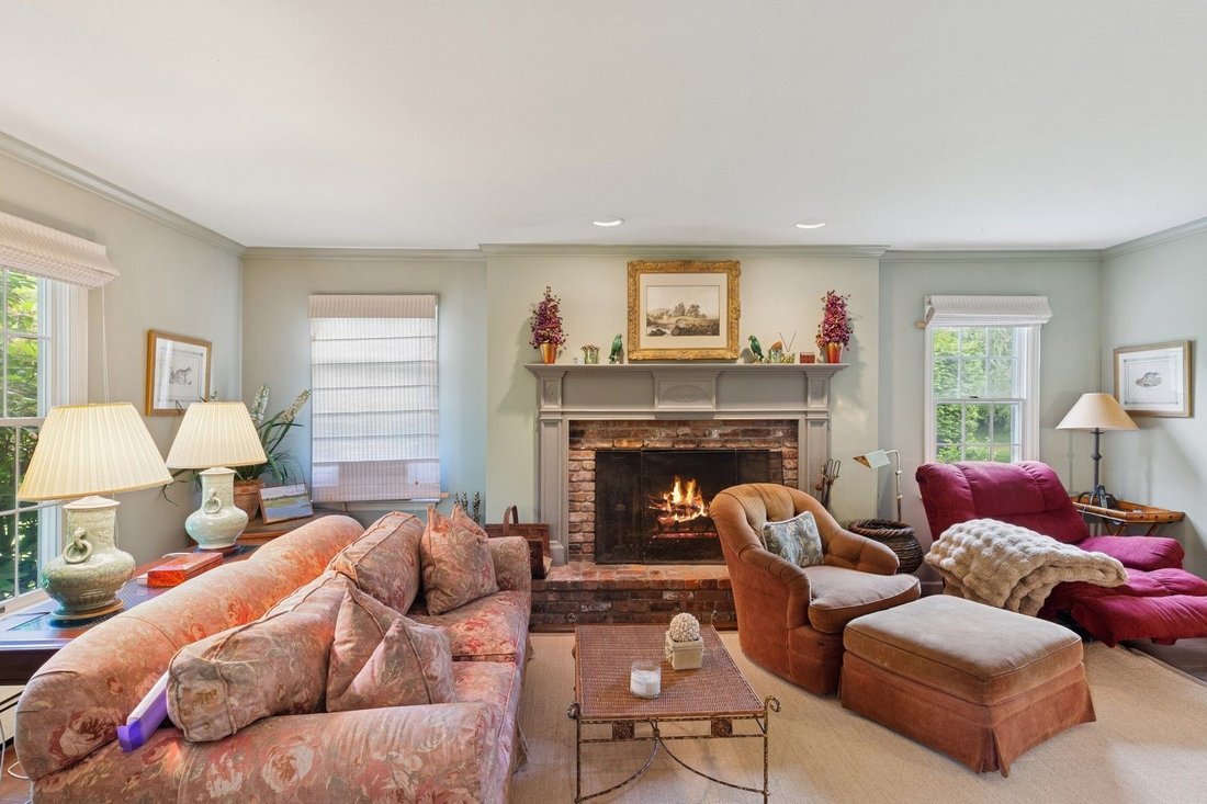Springs, New York, United States 3 - 15879448