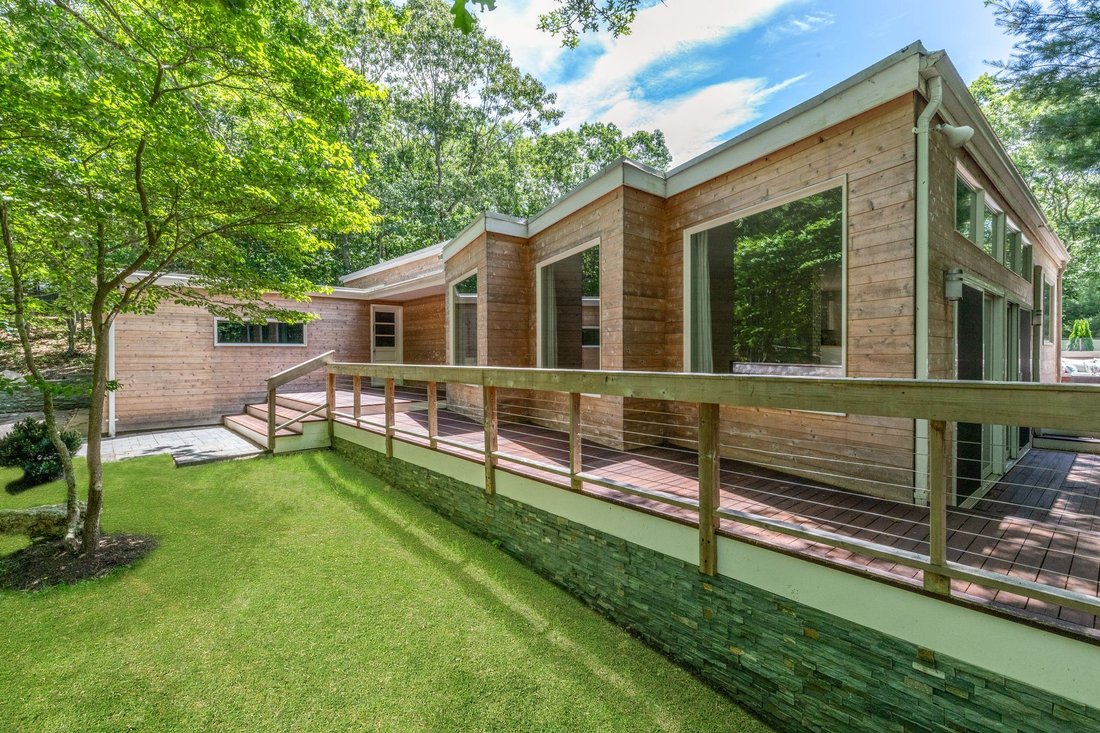 East Hampton, New York, United States 2 - 15879321