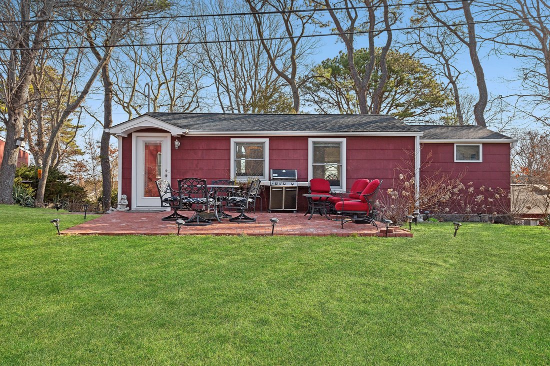House in Hampton Bays, New York, United States 1 - 15877529