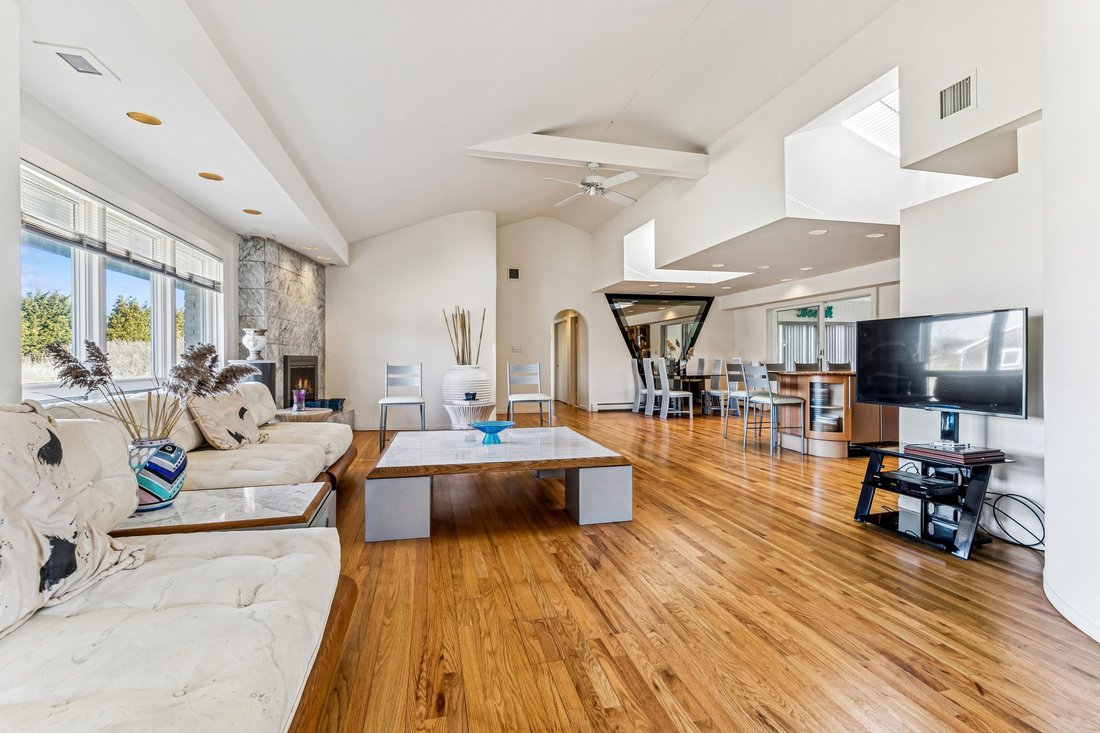 Westhampton Beach, New York, United States 4 - 15878253