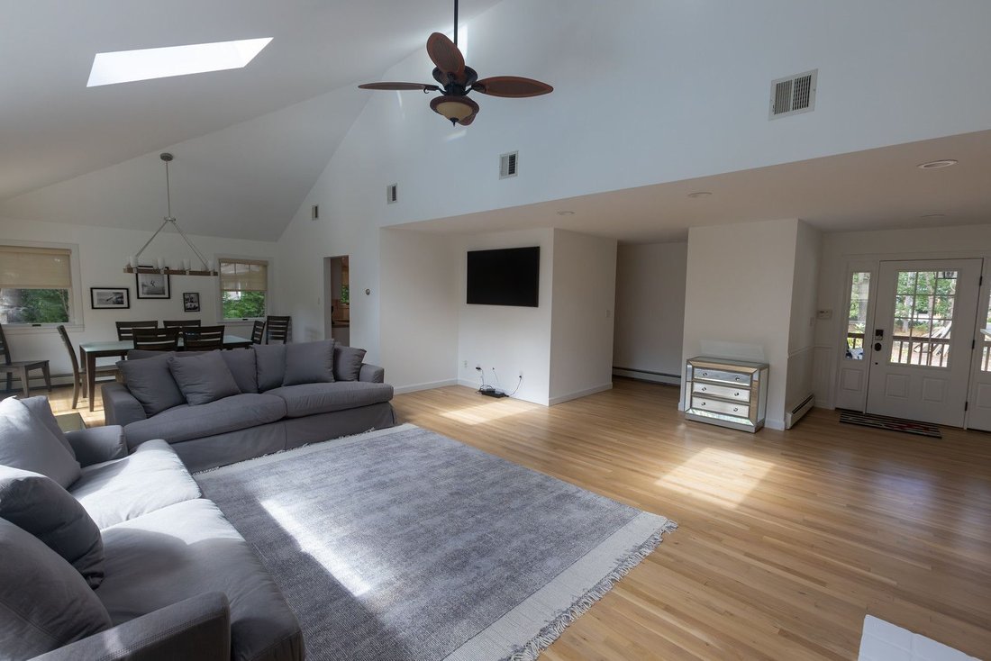 East Hampton, New York, United States 5 - 15878890