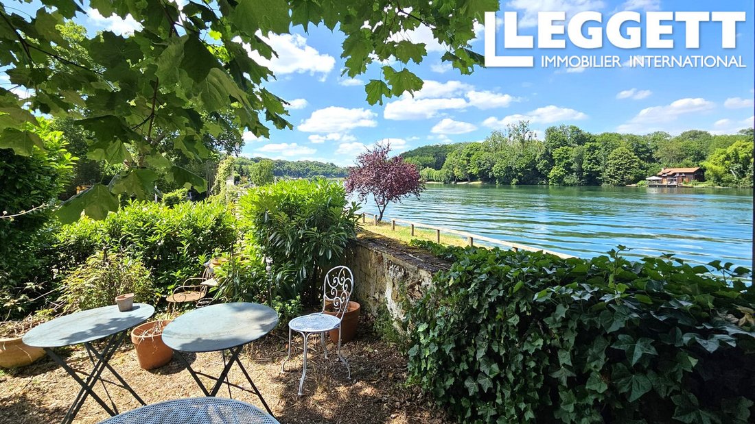 Whispers of the Seine: A 17th-Century Château Awaits Its Renaissance
