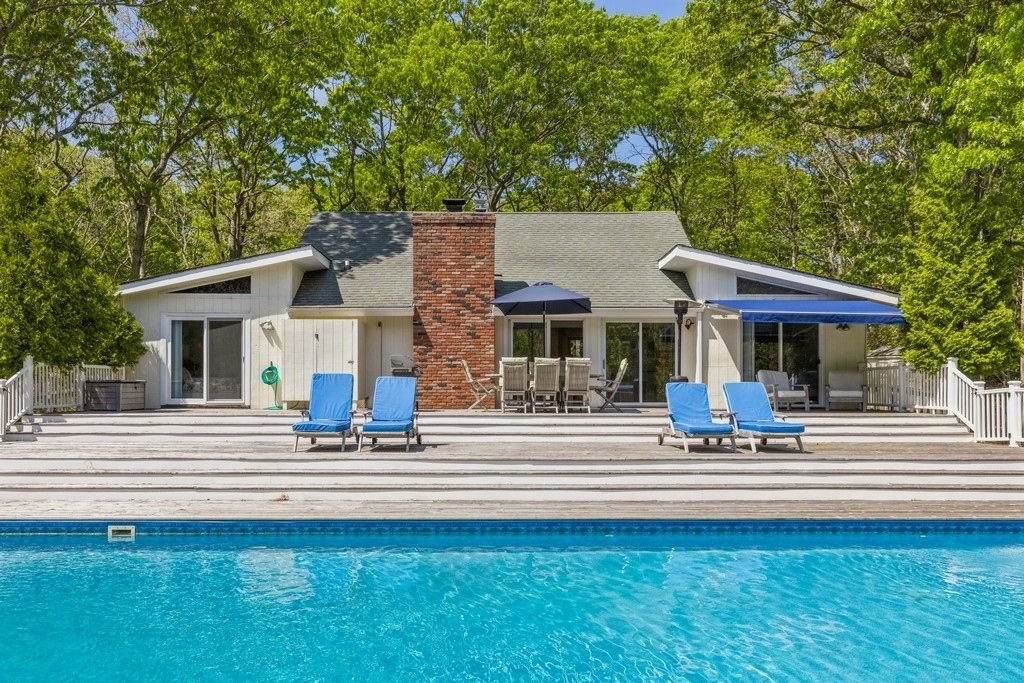 East Hampton, New York, United States 1 - 15877919