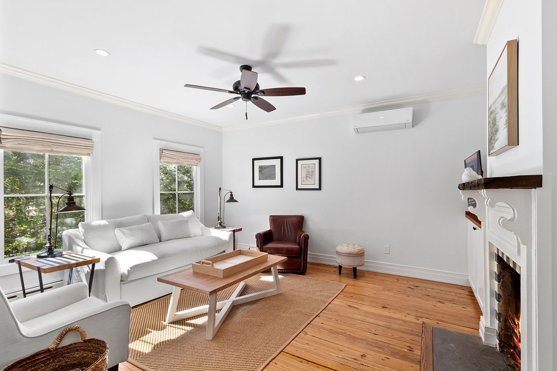 East Hampton, New York, United States 2 - 15878356