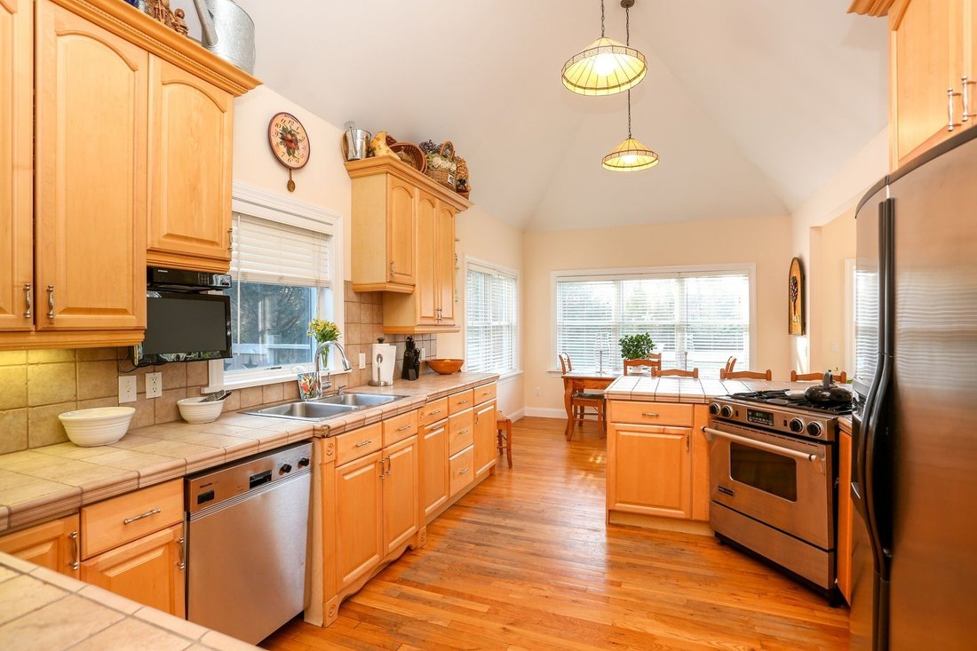East Hampton, New York, United States 4 - 15879402