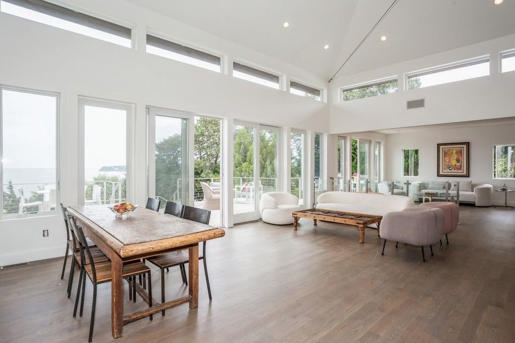 Hampton Bays, New York, United States 3 - 15878923