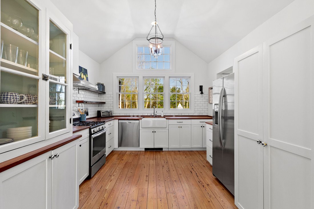 East Hampton, New York, United States 1 - 15878356