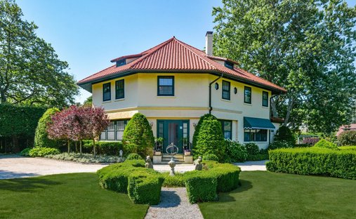 Westhampton Beach, New York, United States 1