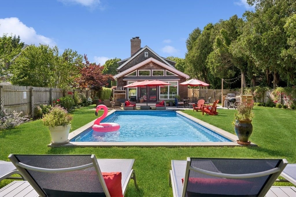 East Hampton, New York, United States 1 - 15878347