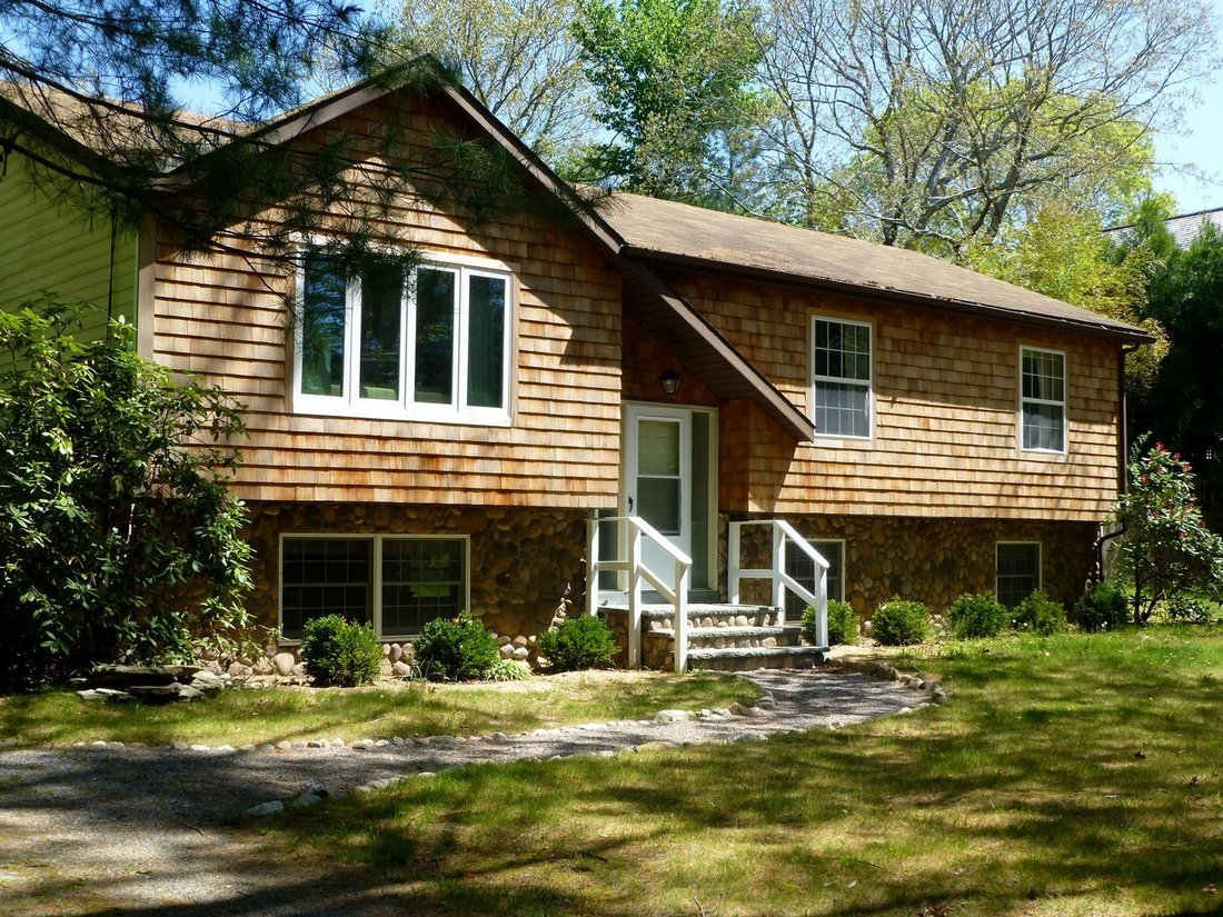 East Hampton, New York, United States 1 - 15877949