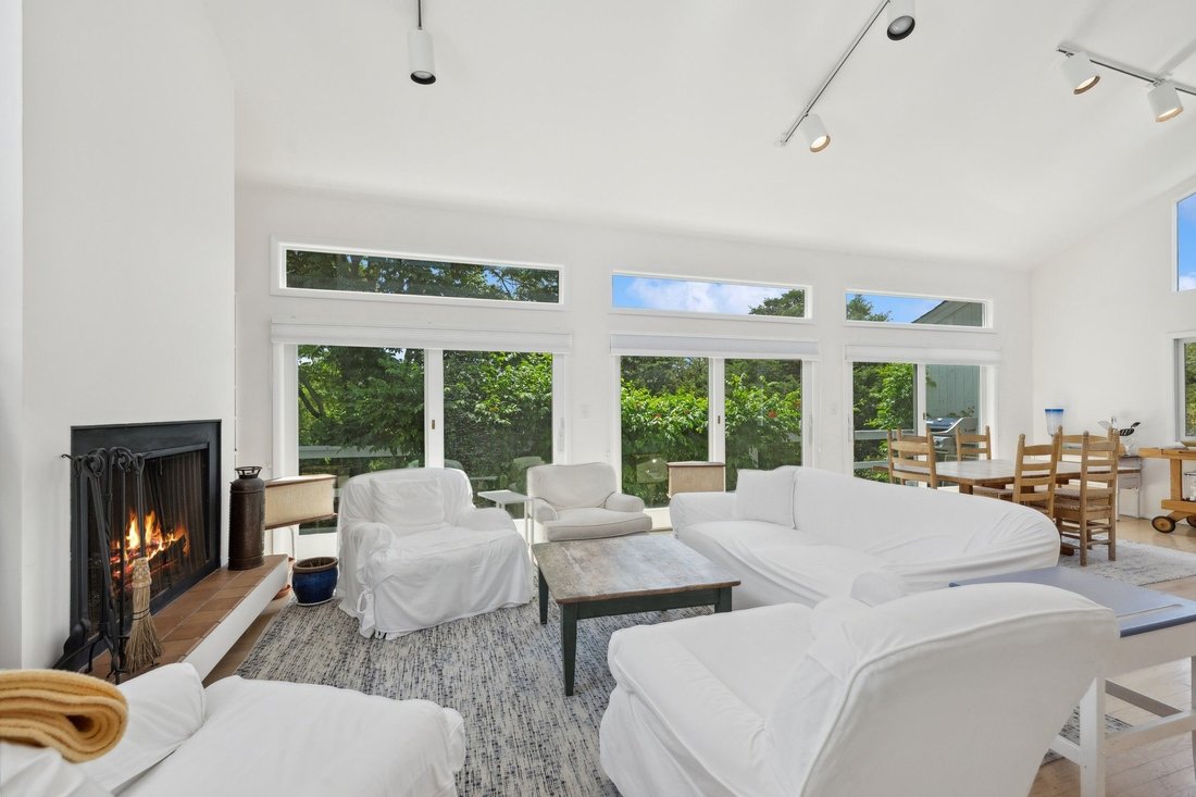 Amagansett, New York, United States 5 - 15879018