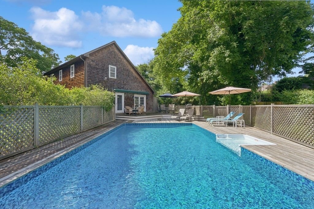 Bridgehampton, New York, United States 1 - 15879483