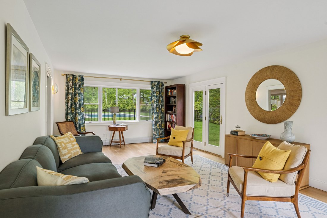 Shelter Island Heights, New York, United States 5 - 15879060