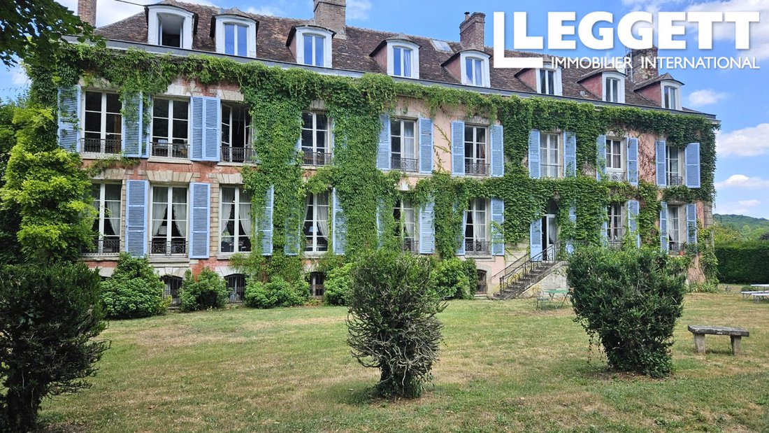 Whispers of the Seine: A 17th-Century Château Awaits Its Renaissance