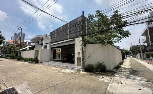 Haus in Chom Phon, Bangkok, Thailand 1