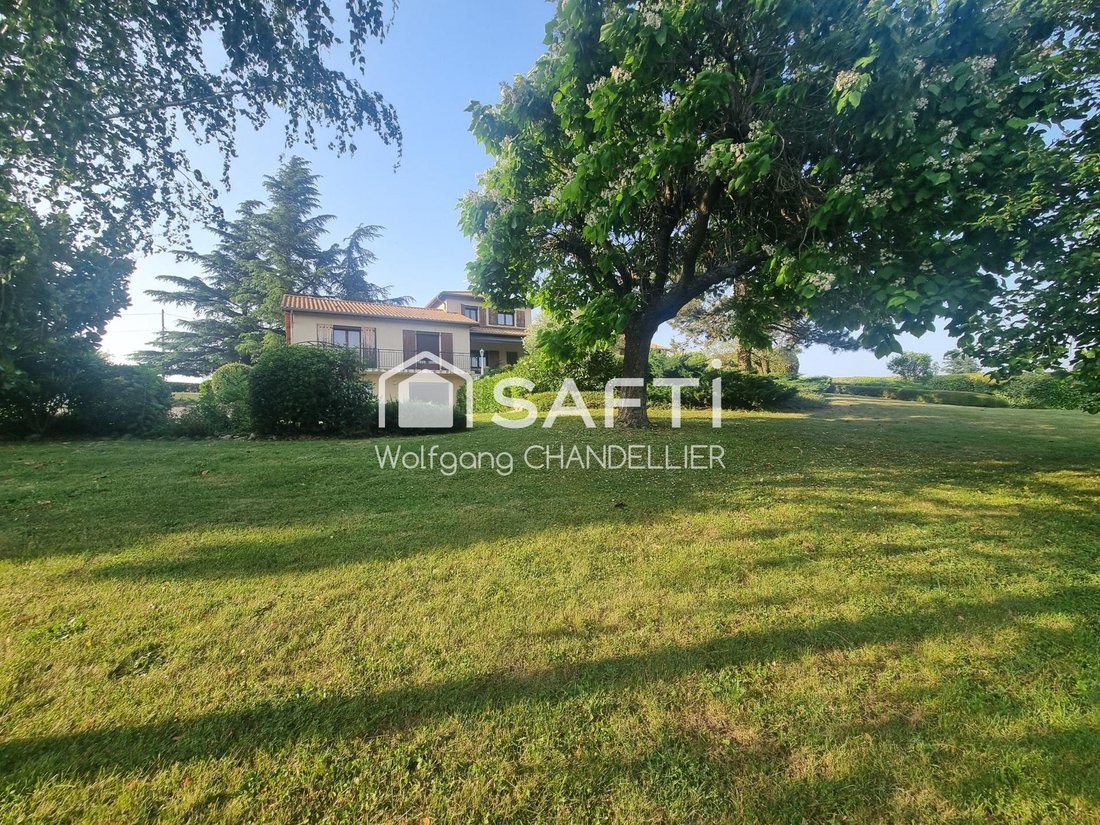 House in Granges-les-Beaumont, Auvergne-Rhône-Alpes, France 3 - 15876415