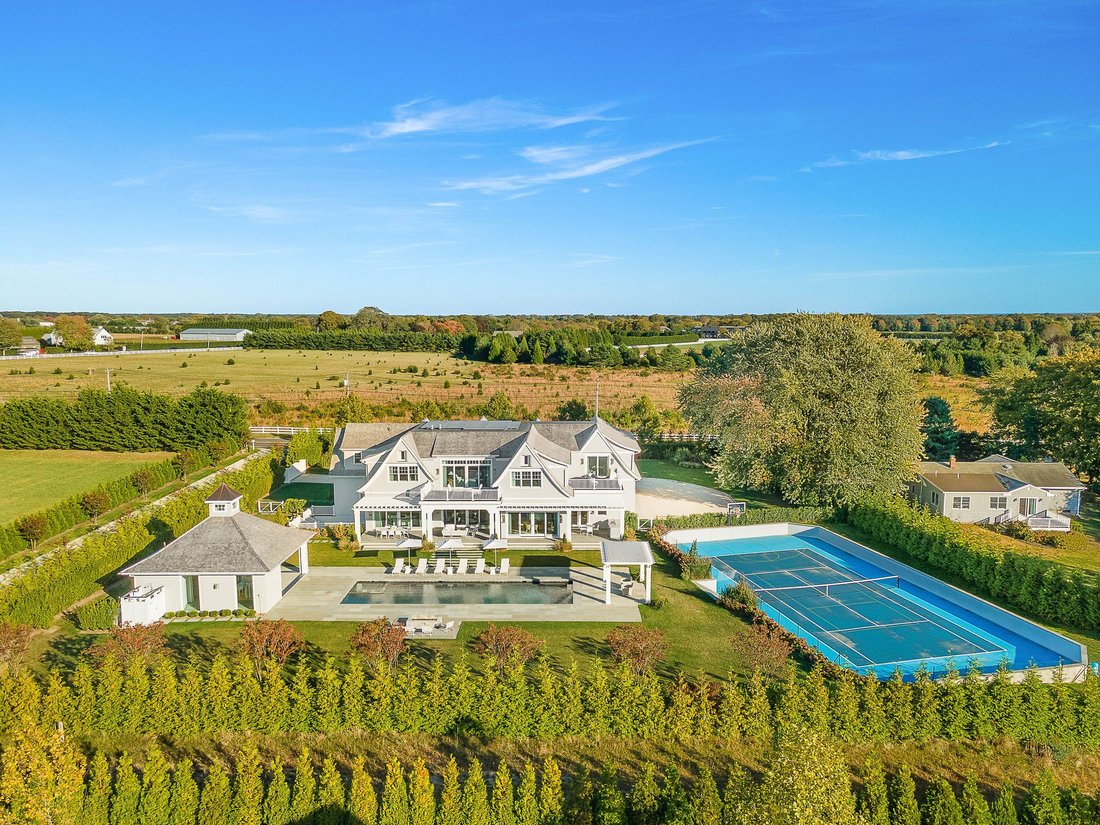 Water Mill, New York, United States 1 - 15878164