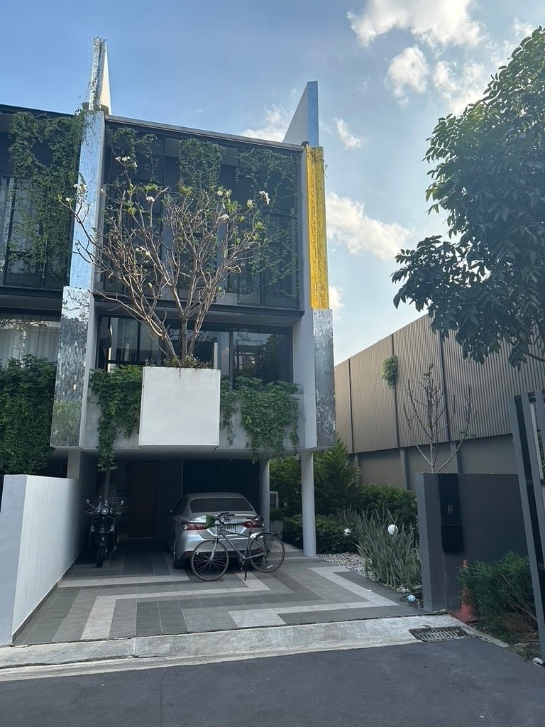 3 Bedroom Townhouse for sale at Baan Puripuri Courtyard Pattanakarn