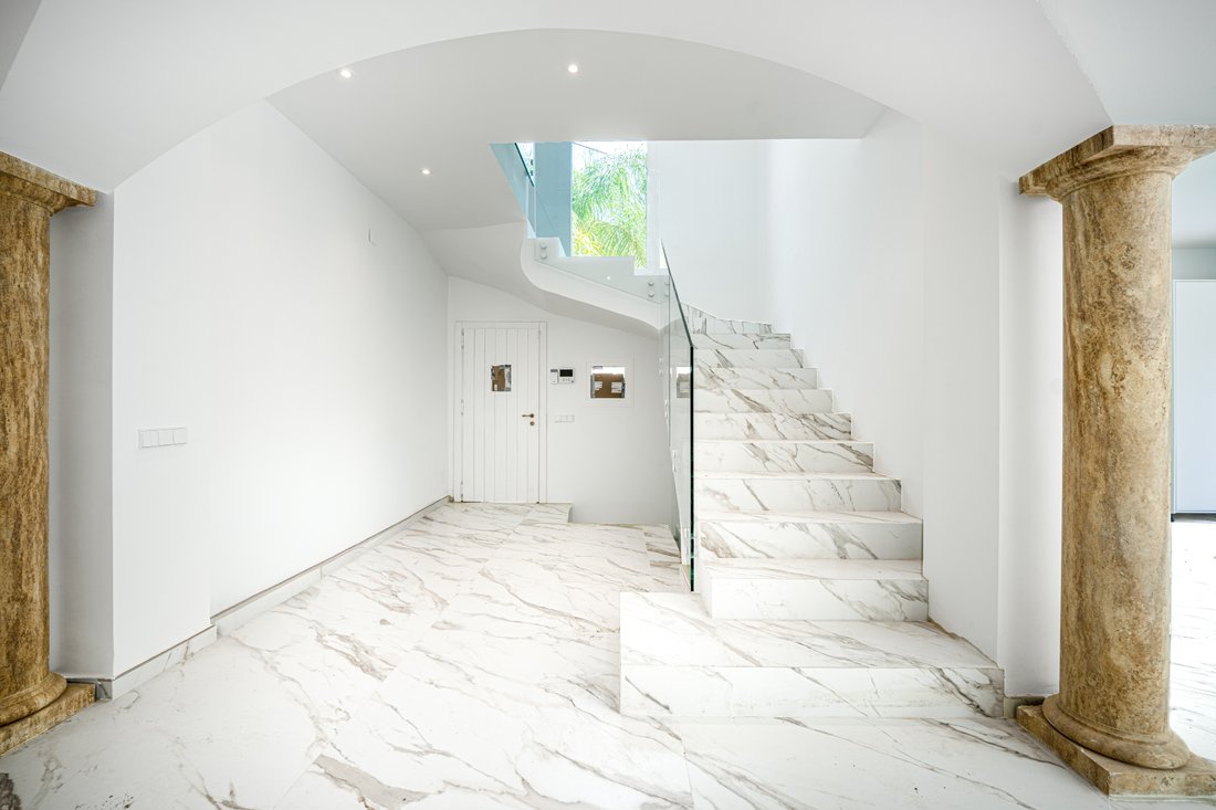 Villa in Marbella, Andalusia, Spain 4 - 15879897