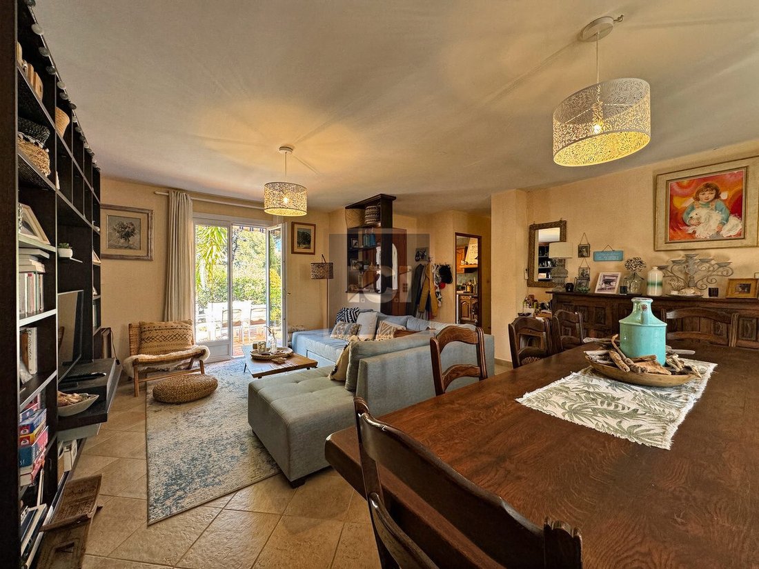 Villa in Ville-Les Saquedes-Le Bouillonnet, Sainte-Maxime, France 3 - 15704722